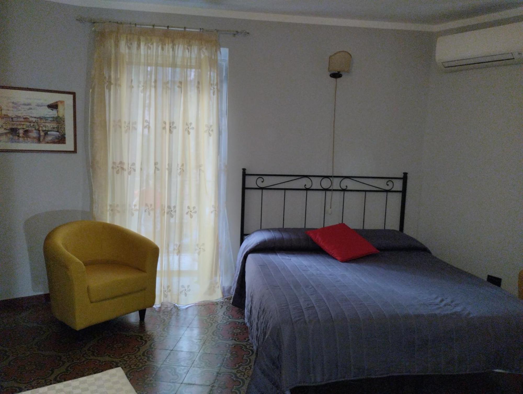 Casa Lucia Lejlighed Castelbuono  Eksteriør billede